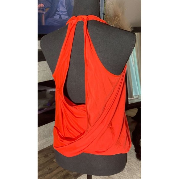 NWOT-Fabletics -Color: Orange-Top-Cross in the back- Womens-Size XS - Picture 3 of 3